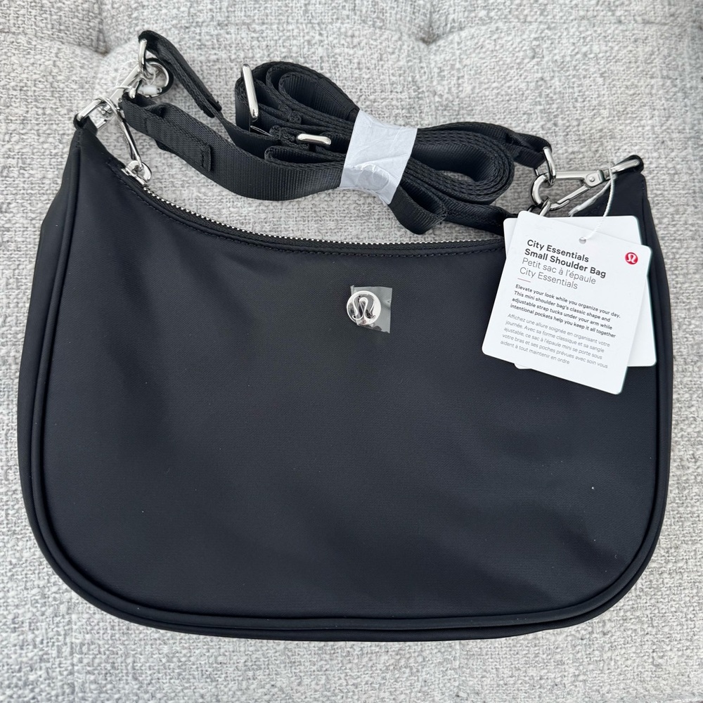 NEW lululemon Black City Essentials Small Shoulder Bag 3L - Picture 2 of 5